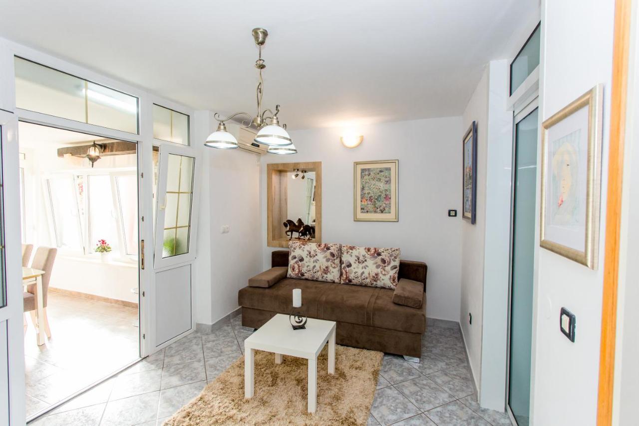 Apartments Desiree スティヴァン エクステリア 写真