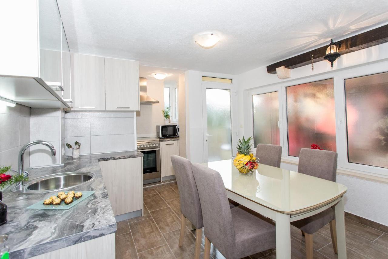 Apartments Desiree スティヴァン エクステリア 写真